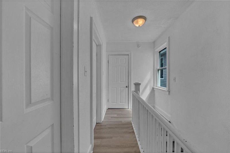 Photo 33 of 49 residential for sale in Portsmouth virginia