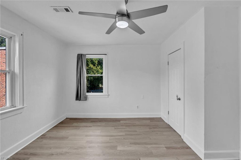 Photo 43 of 49 residential for sale in Portsmouth virginia