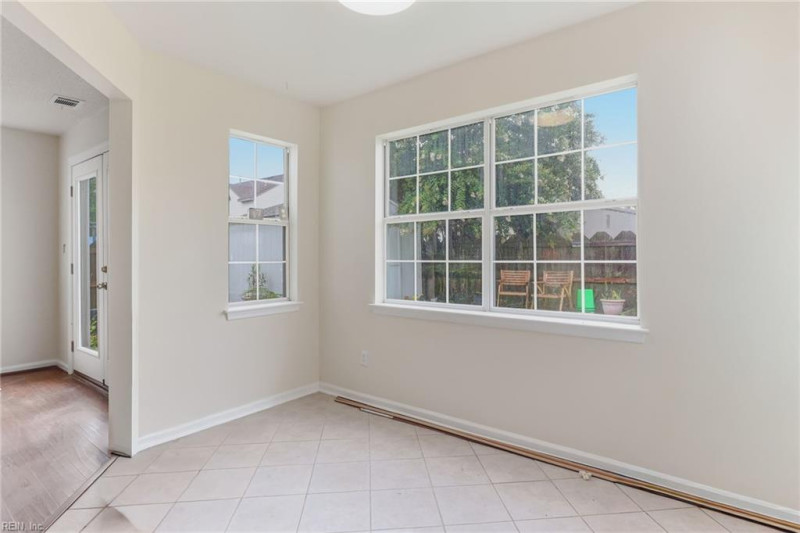 Photo 8 of 39 residential for sale in Virginia Beach virginia