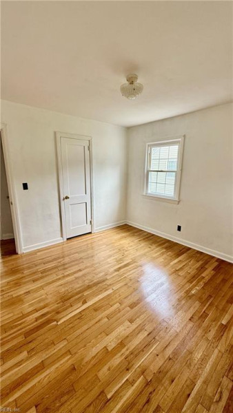 Photo 9 of 12 residential for sale in Chesapeake virginia Photo 9 of 12 residential for sale in Chesapeake virginia