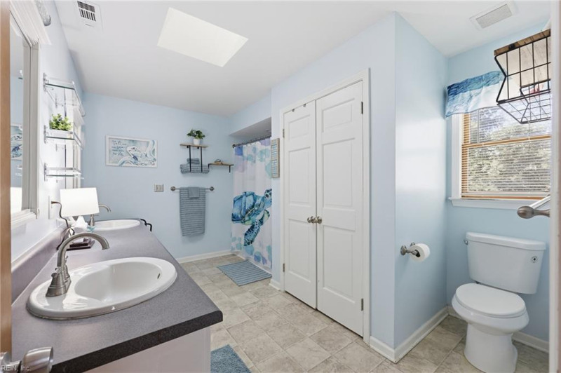 Photo 31 of 50 residential for sale in Chesapeake virginia Photo 31 of 50 residential for sale in Chesapeake virginia