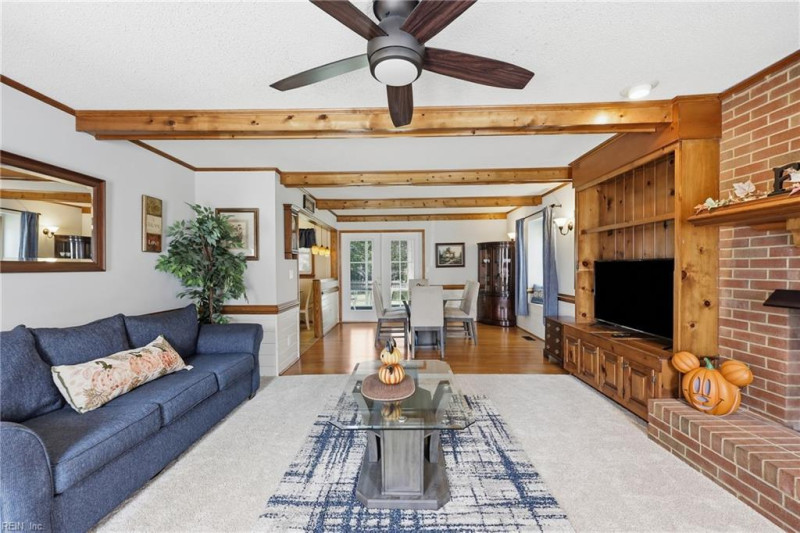 Photo 4 of 50 residential for sale in Chesapeake virginia Photo 4 of 50 residential for sale in Chesapeake virginia