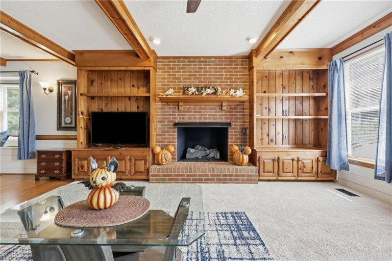 Photo 5 of 50 residential for sale in Chesapeake virginia Photo 5 of 50 residential for sale in Chesapeake virginia