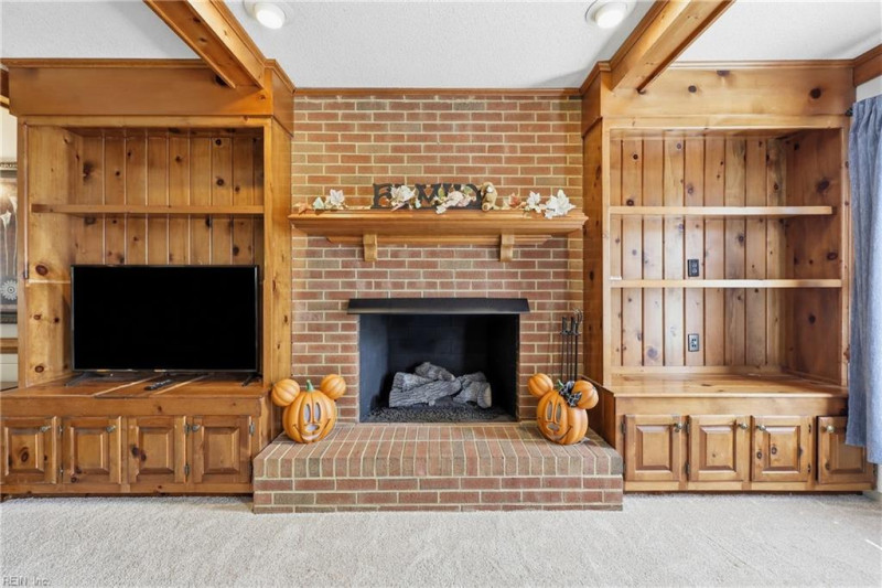 Photo 6 of 50 residential for sale in Chesapeake virginia Photo 6 of 50 residential for sale in Chesapeake virginia