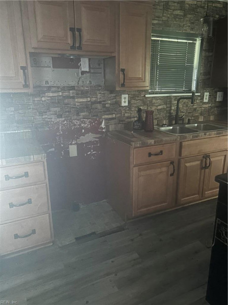 Photo 3 of 21 residential for sale in Suffolk virginia