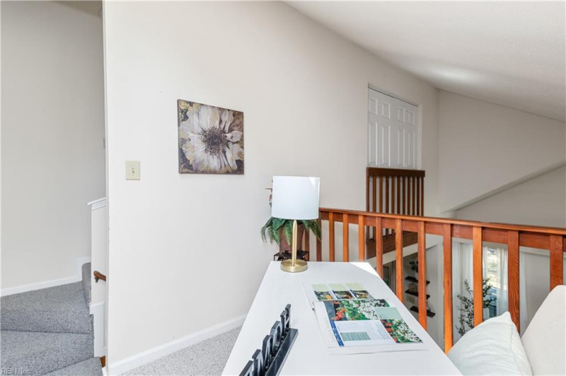 Photo 33 of 43 residential for sale in Chesapeake virginia Photo 33 of 43 residential for sale in Chesapeake virginia