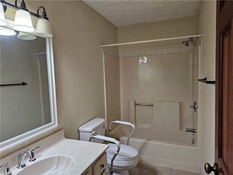 Photo 11 of 23 residential for sale in Hampton virginia Photo 11 of 23 residential for sale in Hampton virginia