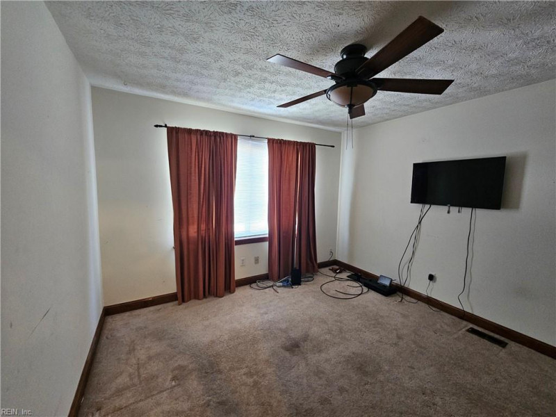 Photo 15 of 23 residential for sale in Hampton virginia Photo 15 of 23 residential for sale in Hampton virginia