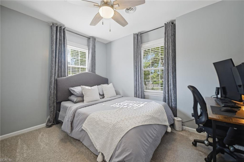 Photo 16 of 45 residential for sale in Newport News virginia