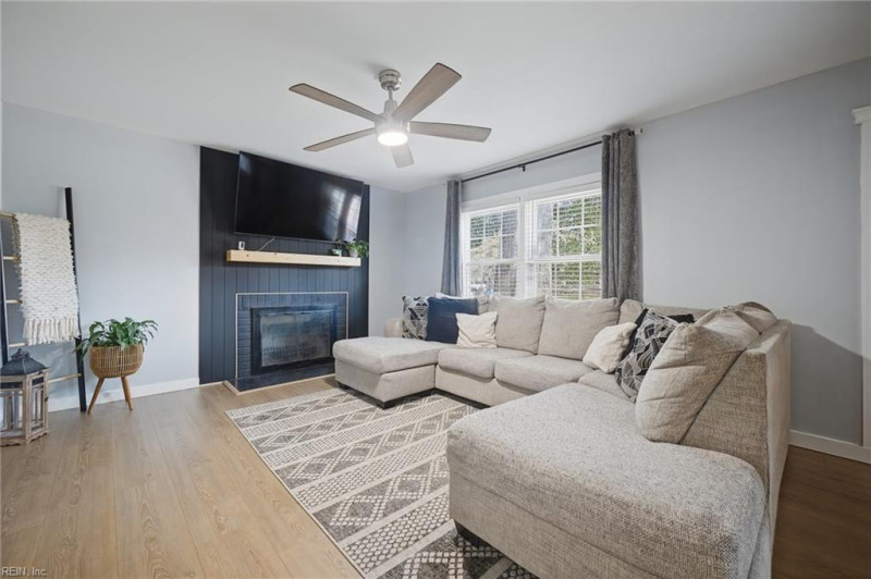 Photo 7 of 45 residential for sale in Newport News virginia