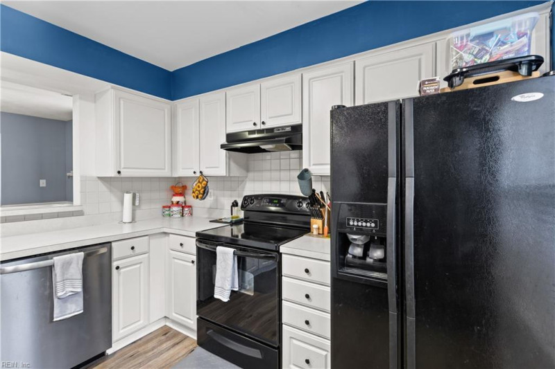 Photo 14 of 39 residential for sale in Newport News virginia