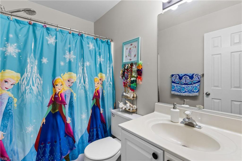 Photo 18 of 39 residential for sale in Newport News virginia