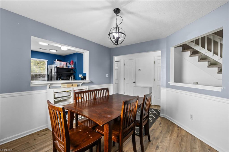 Photo 8 of 39 residential for sale in Newport News virginia