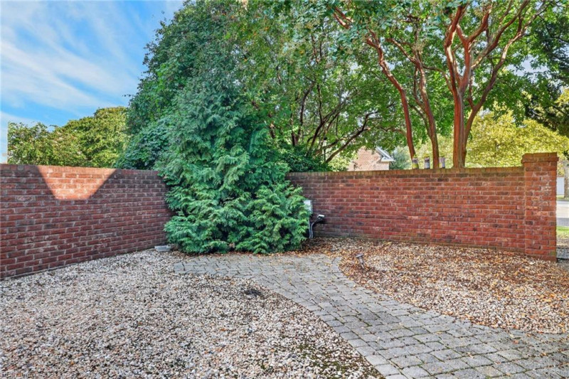 Photo 36 of 50 residential for sale in Norfolk virginia Photo 36 of 50 residential for sale in Norfolk virginia