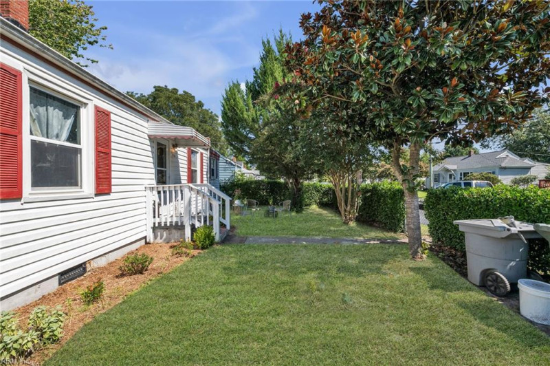 Photo 4 of 34 residential for sale in Hampton virginia Photo 4 of 34 residential for sale in Hampton virginia