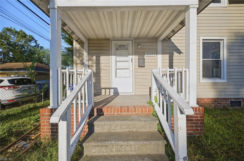 Photo 4 of 26 residential for sale in Portsmouth virginia Photo 4 of 26 residential for sale in Portsmouth virginia