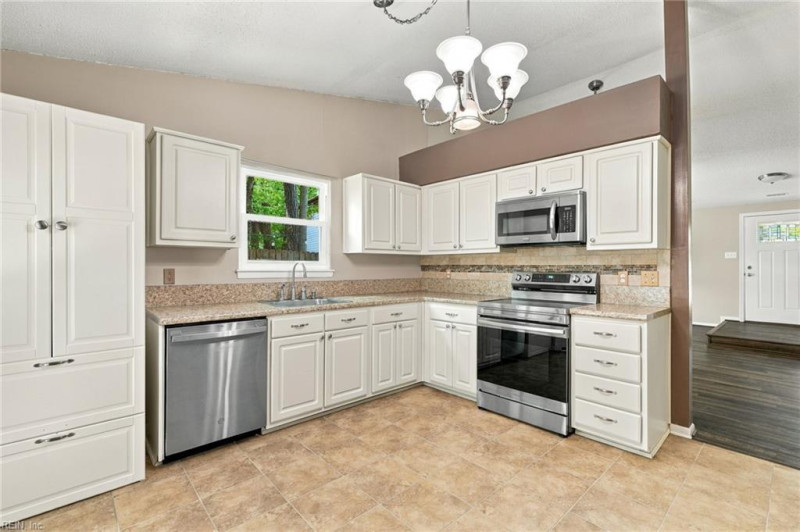 Photo 9 of 29 residential for sale in Newport News virginia Photo 9 of 29 residential for sale in Newport News virginia