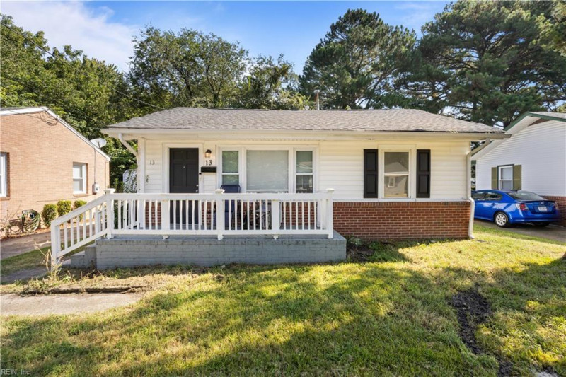 Photo 2 of 25 residential for sale in Portsmouth virginia