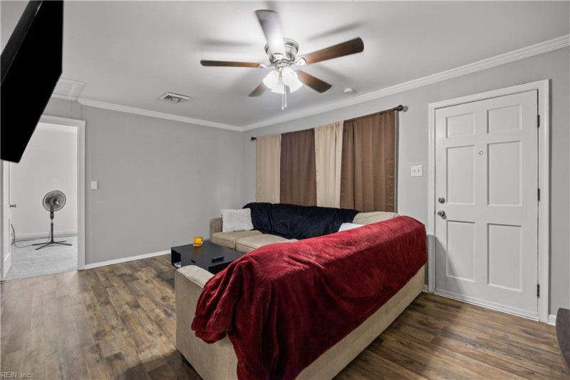 Photo 7 of 25 residential for sale in Portsmouth virginia