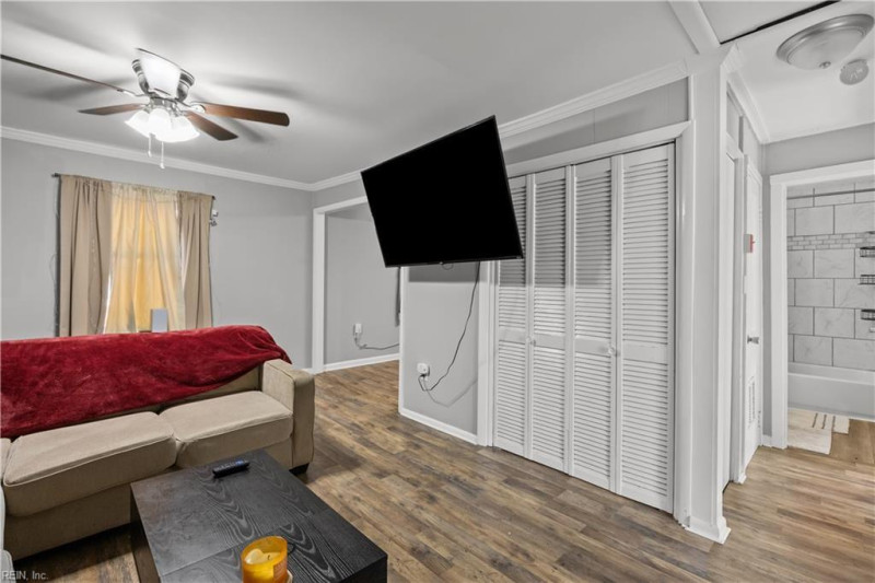 Photo 9 of 25 residential for sale in Portsmouth virginia
