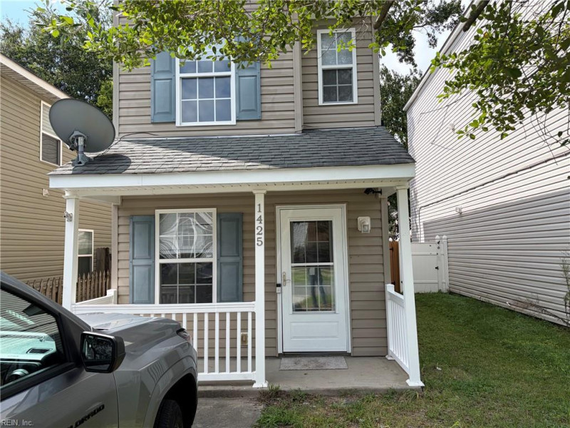 Photo 16 of 19 residential for sale in Chesapeake virginia
