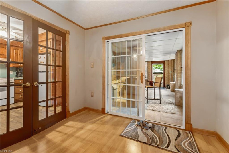 Photo 30 of 50 residential for sale in Gloucester County virginia