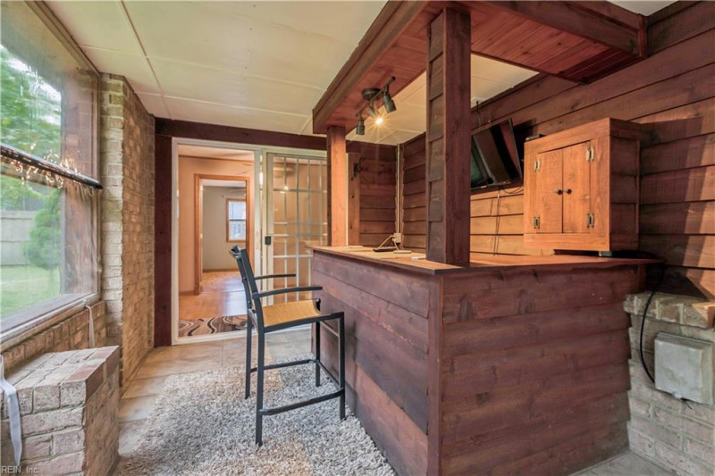 Photo 37 of 50 residential for sale in Gloucester County virginia