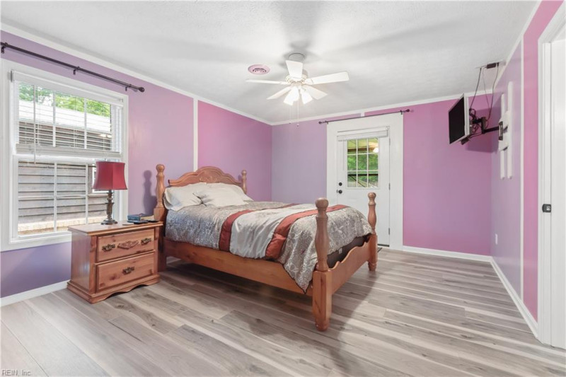 Photo 42 of 50 residential for sale in Gloucester County virginia