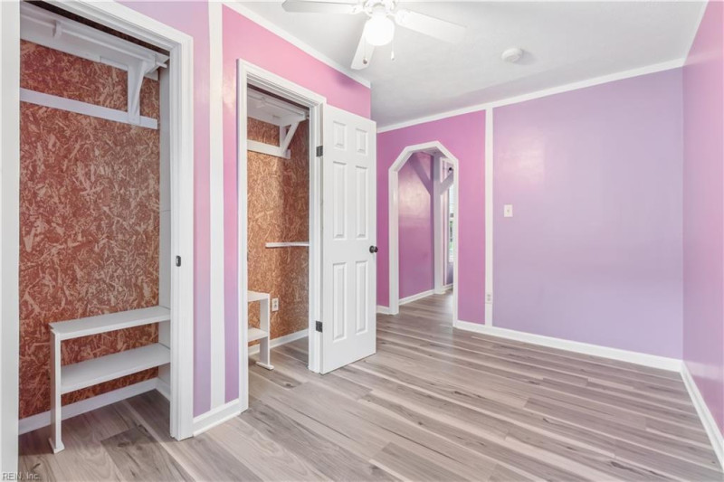 Photo 45 of 50 residential for sale in Gloucester County virginia