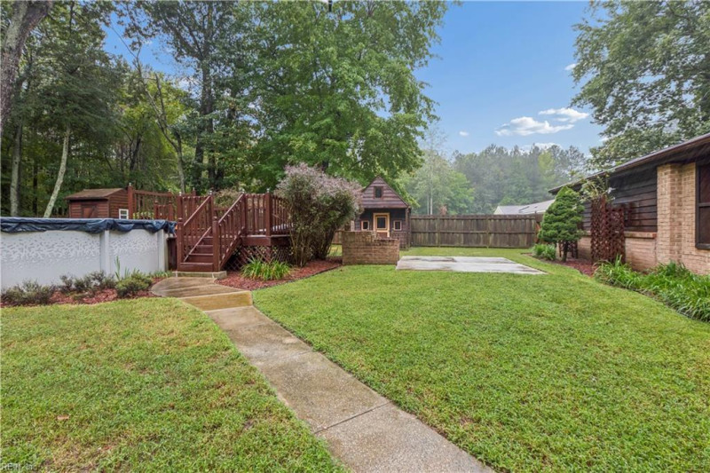 Photo 6 of 50 residential for sale in Gloucester County virginia