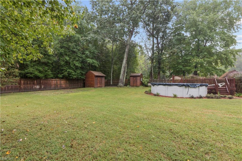 Photo 8 of 50 residential for sale in Gloucester County virginia