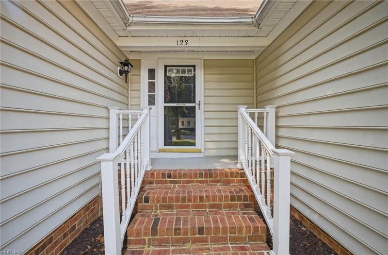 Photo 5 of 46 residential for sale in Newport News virginia Photo 5 of 46 residential for sale in Newport News virginia