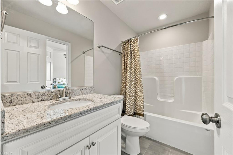Photo 20 of 29 residential for sale in Chesapeake virginia Photo 20 of 29 residential for sale in Chesapeake virginia