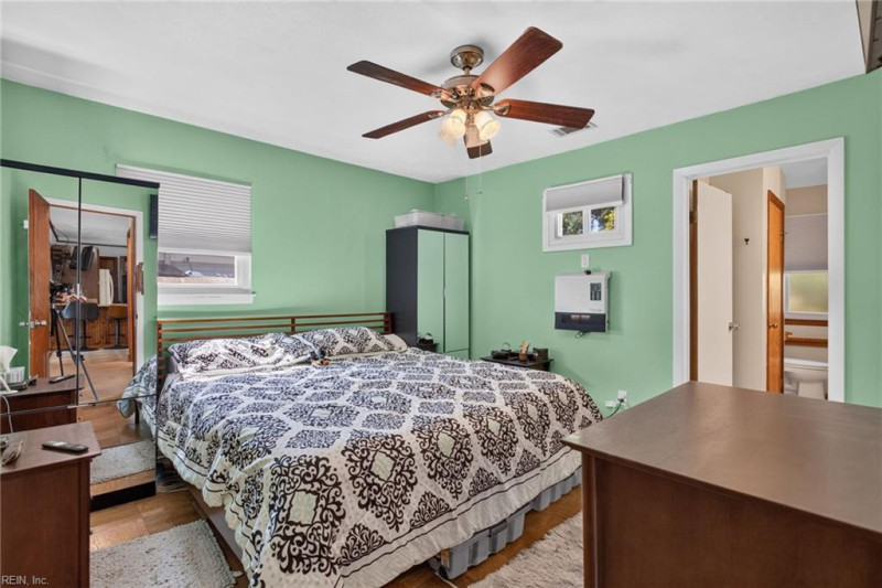 Photo 10 of 21 residential for sale in Virginia Beach virginia
