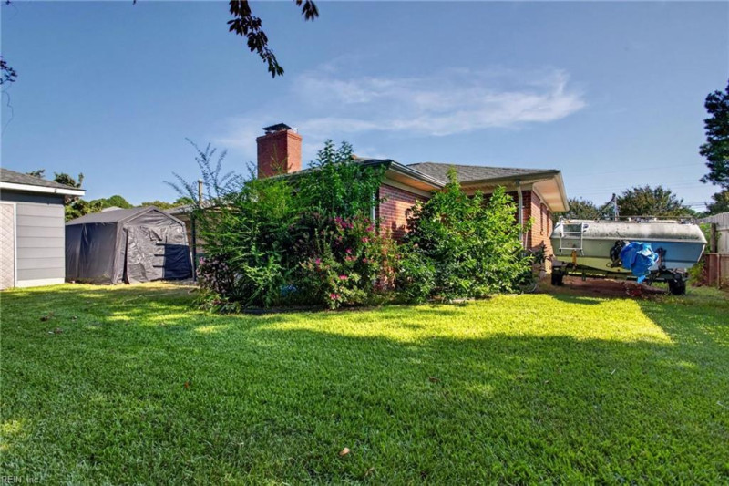 Photo 18 of 21 residential for sale in Virginia Beach virginia