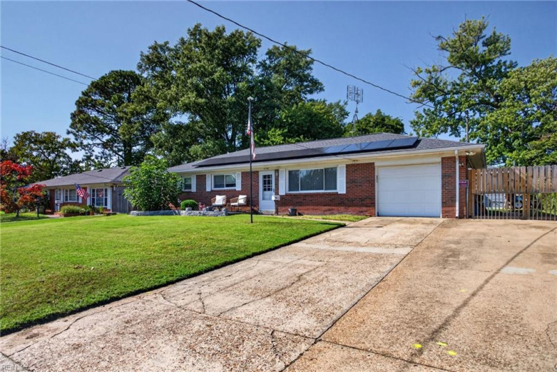 Photo 2 of 21 residential for sale in Virginia Beach virginia