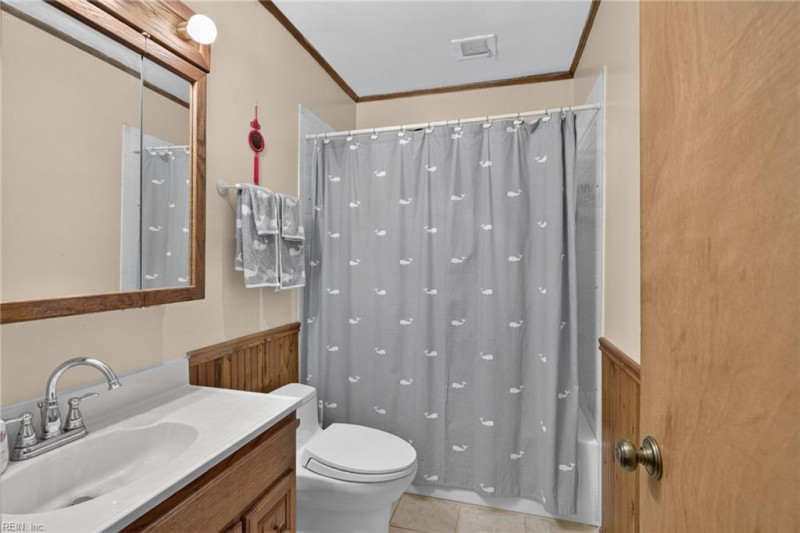 Photo 9 of 21 residential for sale in Virginia Beach virginia