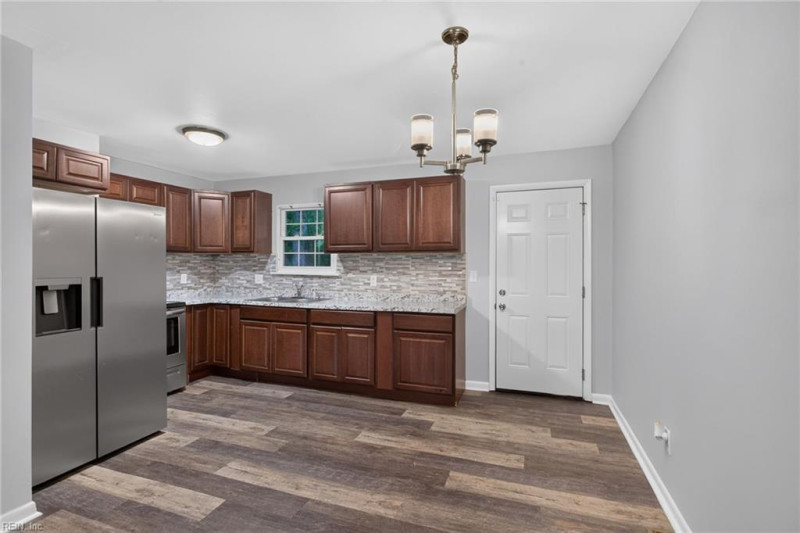 Photo 10 of 27 residential for sale in Hampton virginia