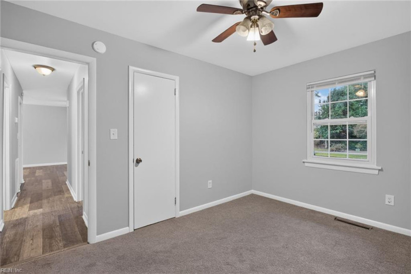 Photo 18 of 27 residential for sale in Hampton virginia