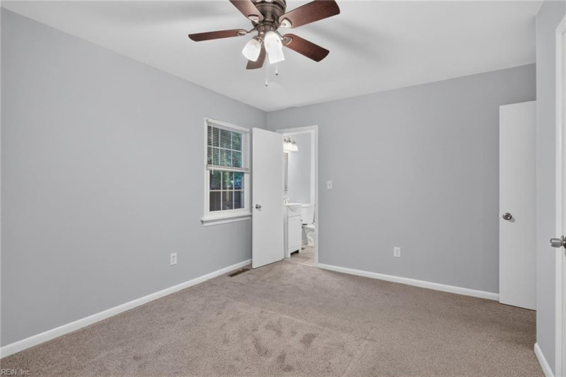 Photo 20 of 27 residential for sale in Hampton virginia