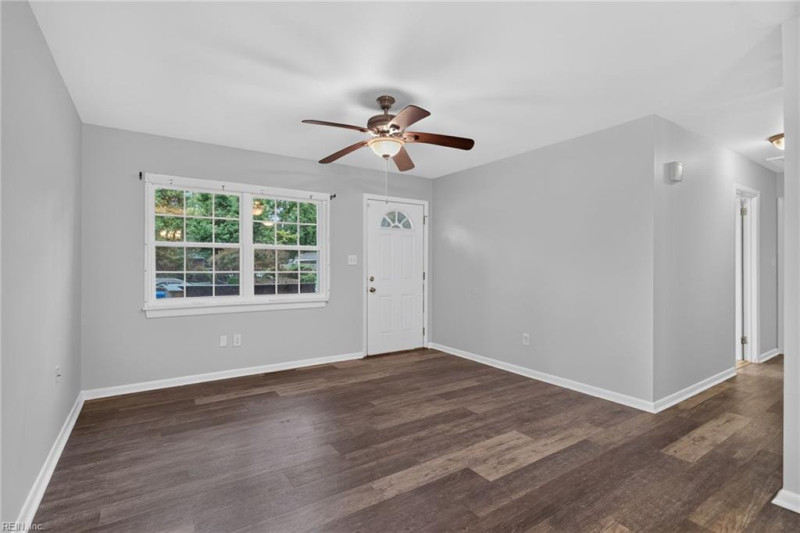 Photo 5 of 27 residential for sale in Hampton virginia