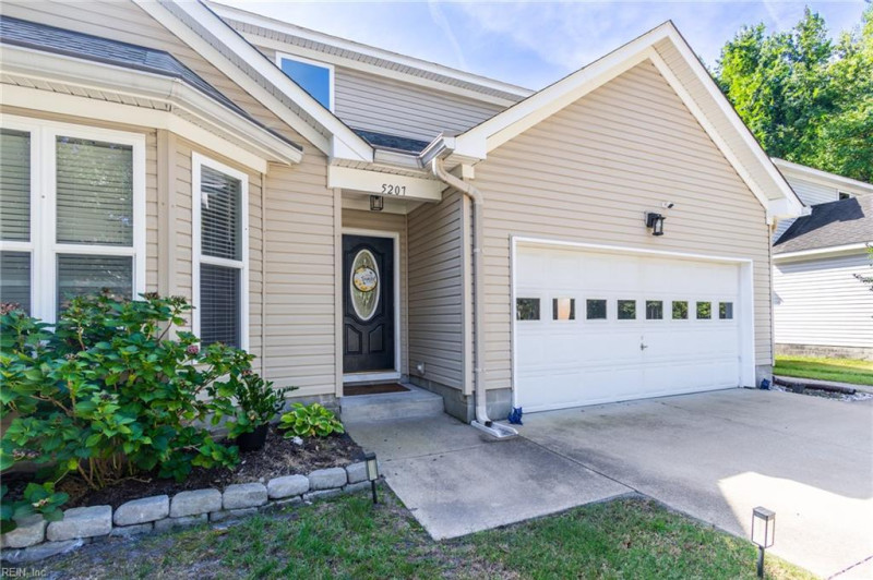 Photo 3 of 46 residential for sale in Chesapeake virginia Photo 3 of 46 residential for sale in Chesapeake virginia