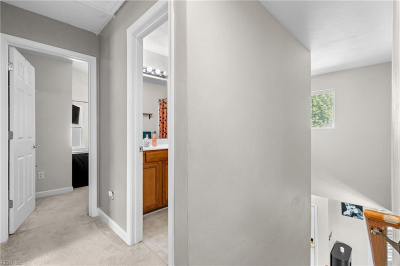 Photo 34 of 46 residential for sale in Chesapeake virginia Photo 34 of 46 residential for sale in Chesapeake virginia