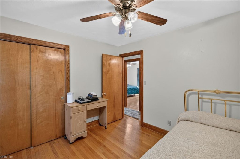 Photo 23 of 37 residential for sale in Portsmouth virginia