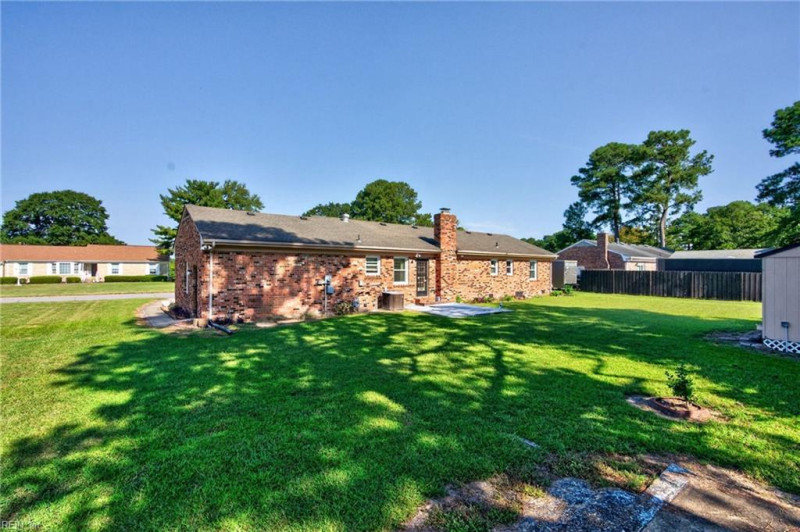 Photo 32 of 37 residential for sale in Portsmouth virginia