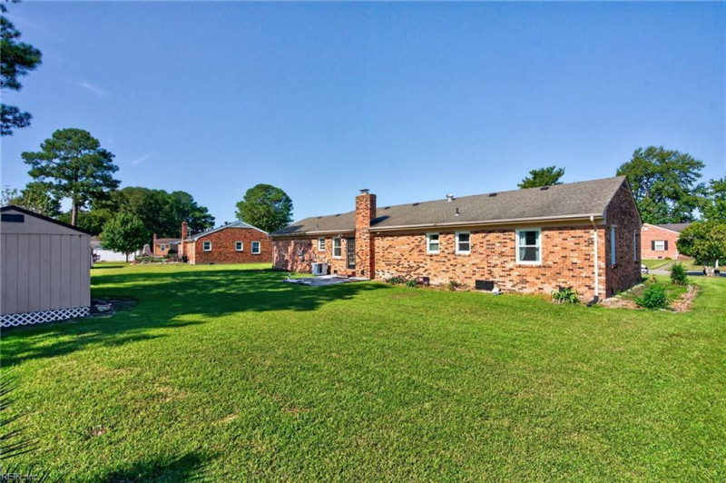 Photo 34 of 37 residential for sale in Portsmouth virginia