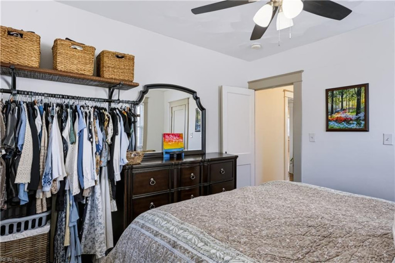 Photo 25 of 48 residential for sale in Norfolk virginia