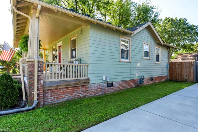 Photo 34 of 48 residential for sale in Norfolk virginia