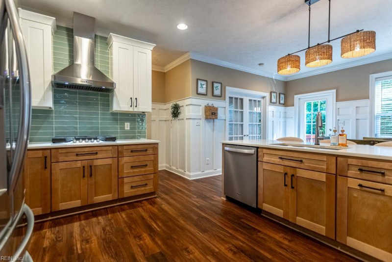 Photo 15 of 49 residential for sale in York County virginia