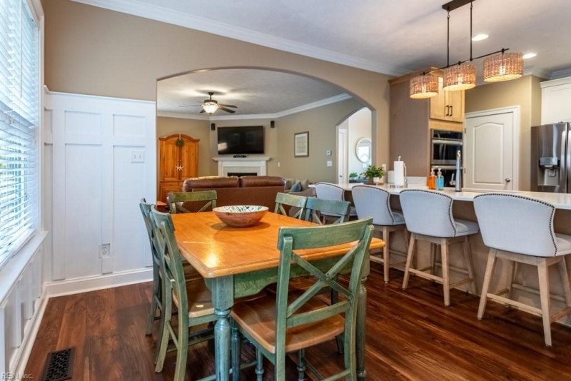 Photo 18 of 49 residential for sale in York County virginia